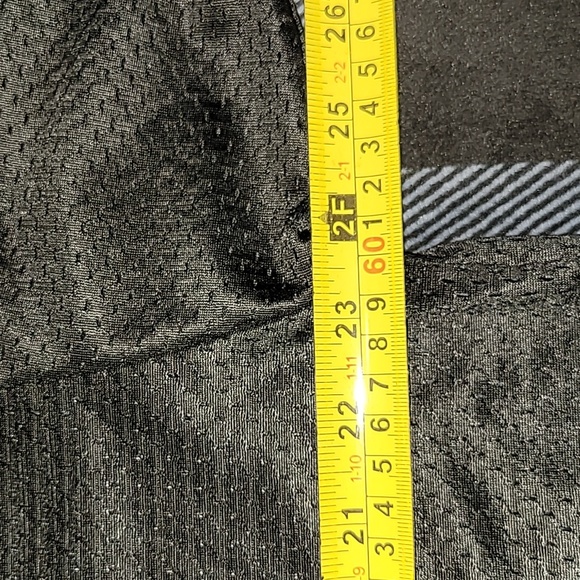 Vintage. Made in USA. Cheetah. Jersey material tee. Men's size L. Like-new - Picture 8 of 15